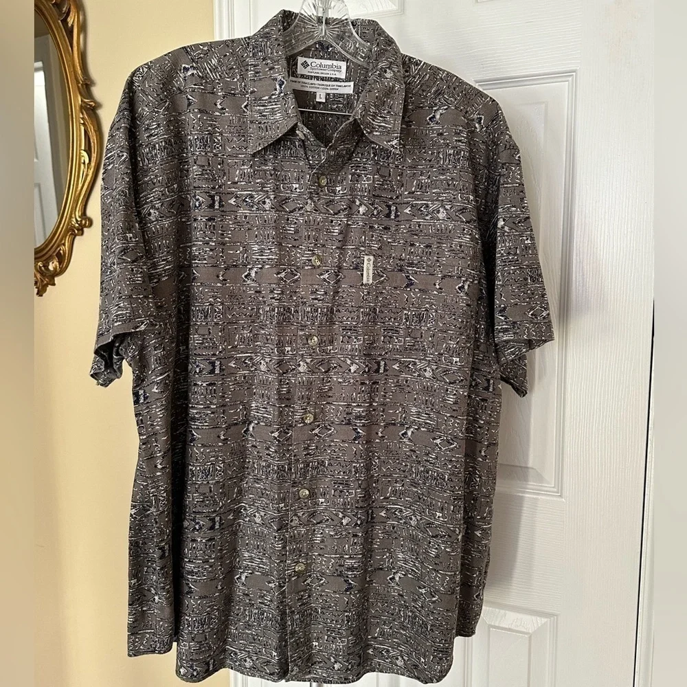 Columbia size large